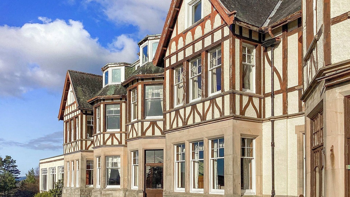 Lairg Apartment | The Cook’s Apartmen - UK48668