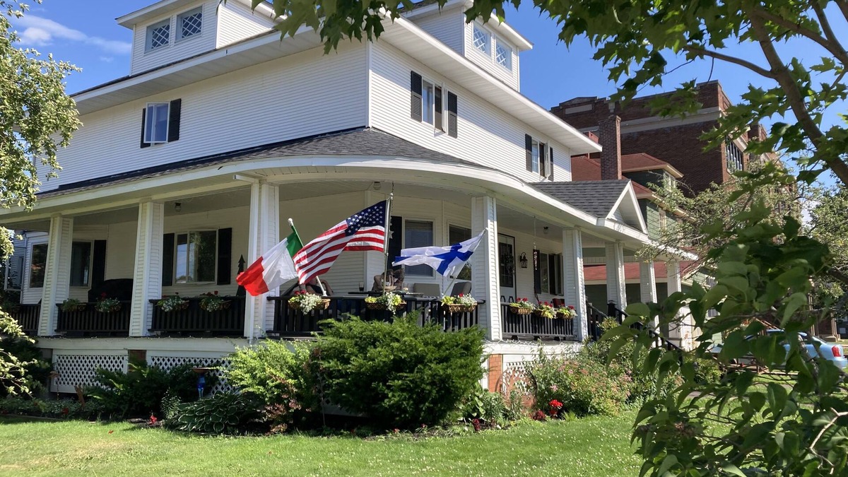 Laurium Bed & Breakfast | The Copper Jewel B&B