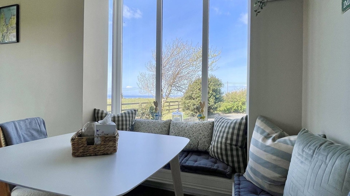 Ballyvaughan House | The Core Lodge - The perfect getaway in the heart of the Burren.