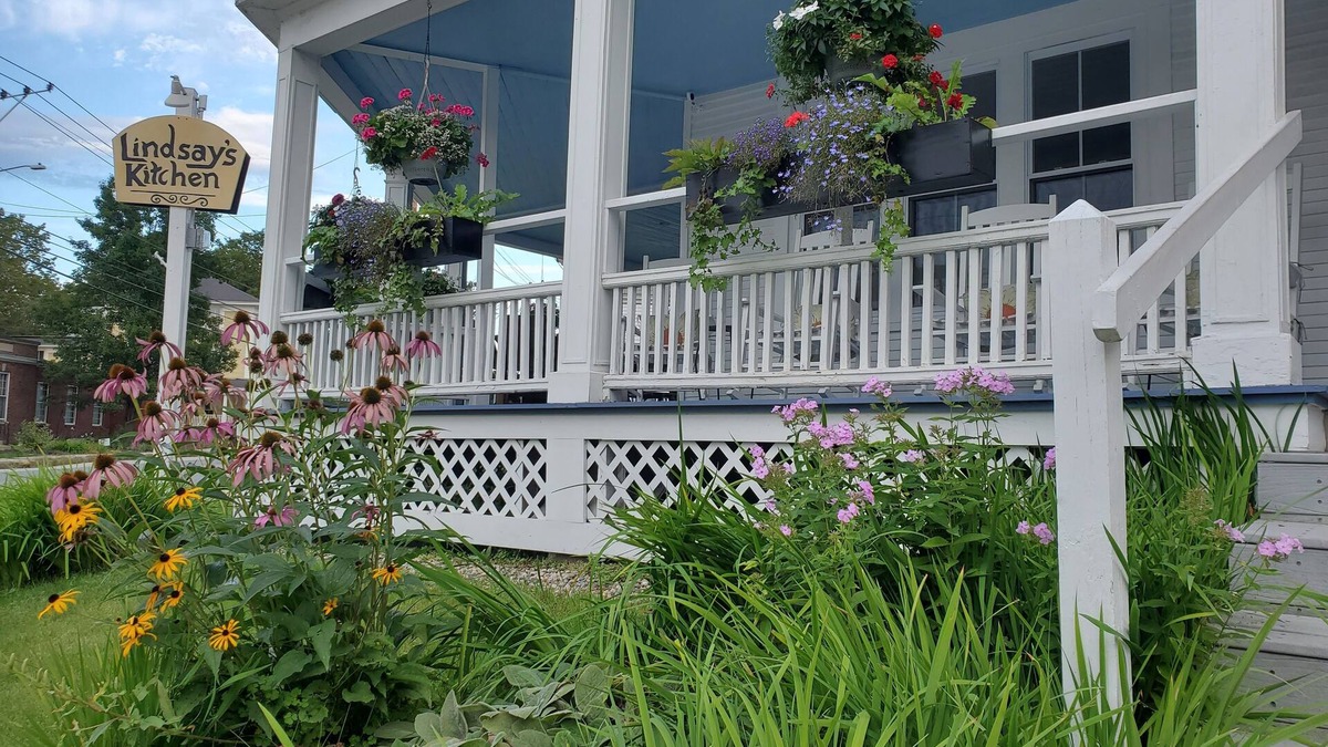 Cornish Hotel | The Cornish Inn