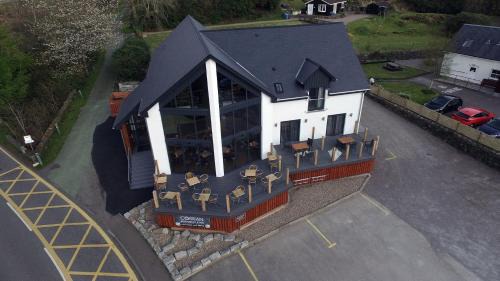 West Laroch Hotel | The Corran