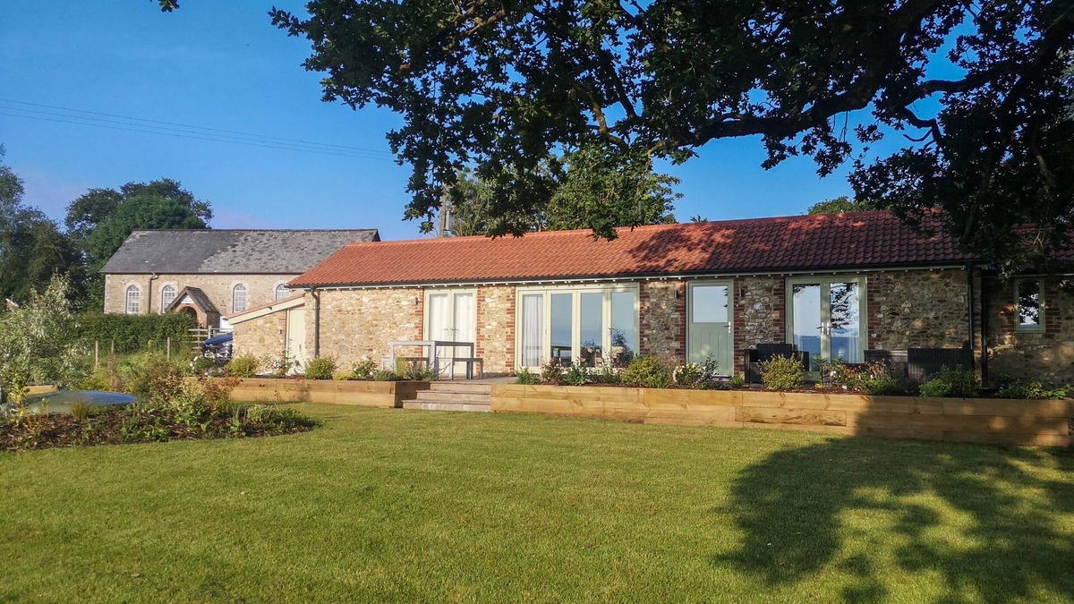 Axminster Cottage | THE COSY COWSHED, pet friendly, character holiday cottage in Dalwood
