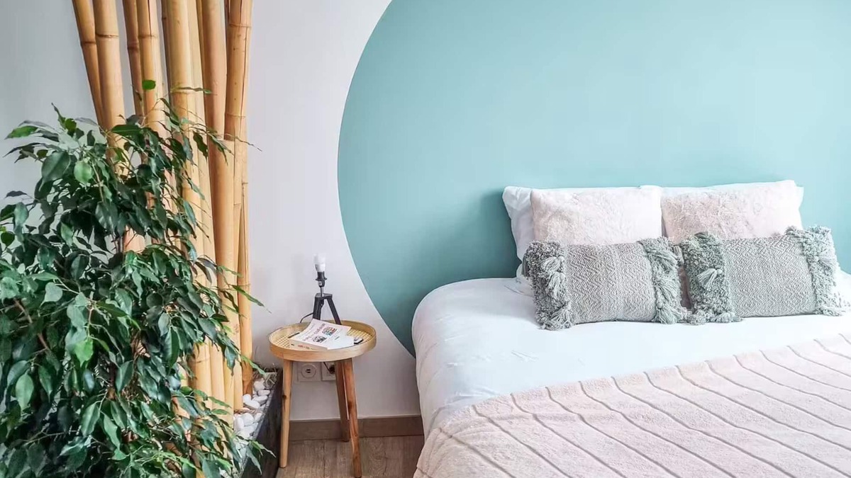 Periers-en-Auge Apartment | The Cotil Ribes room