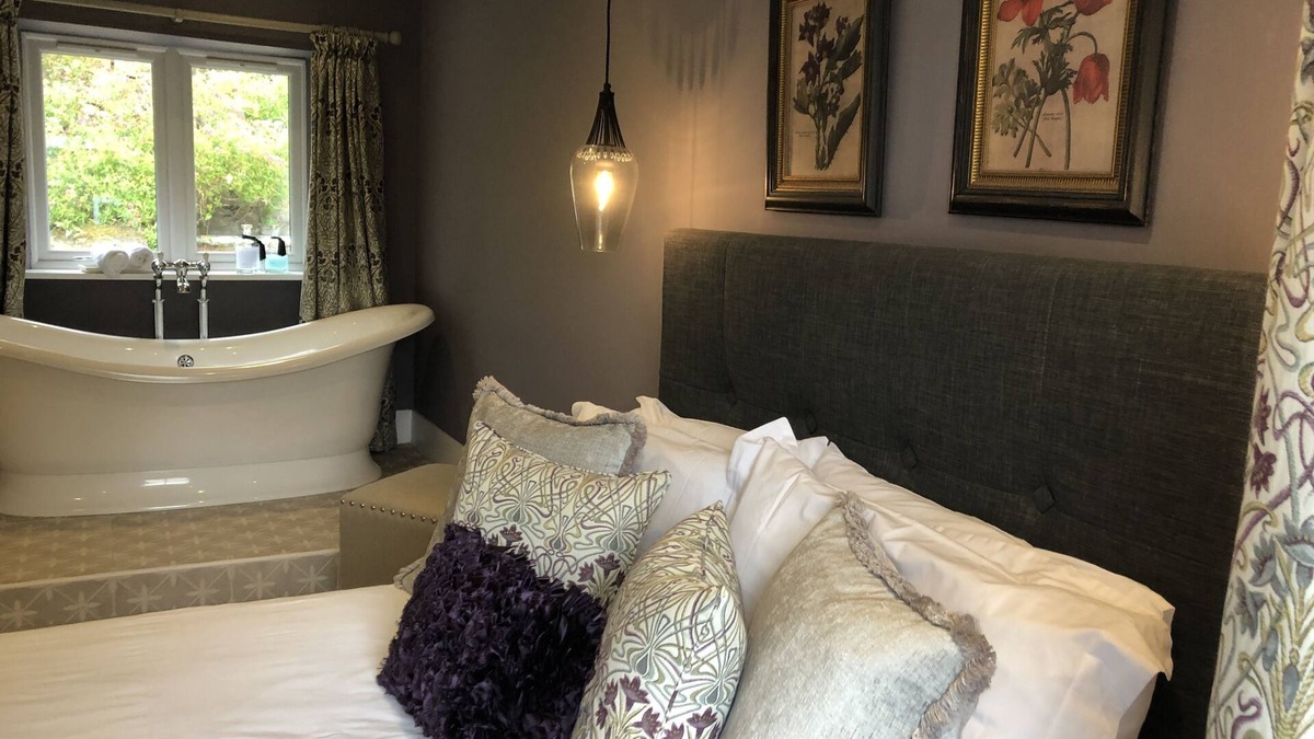 Dunblane Cottage | The Cottage, a romantic getaway
