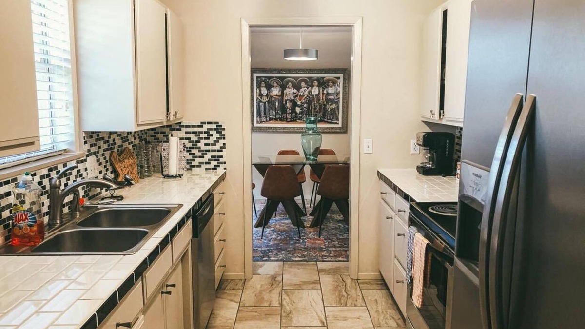 Weatherford House | The Cottage at Clark Gardens