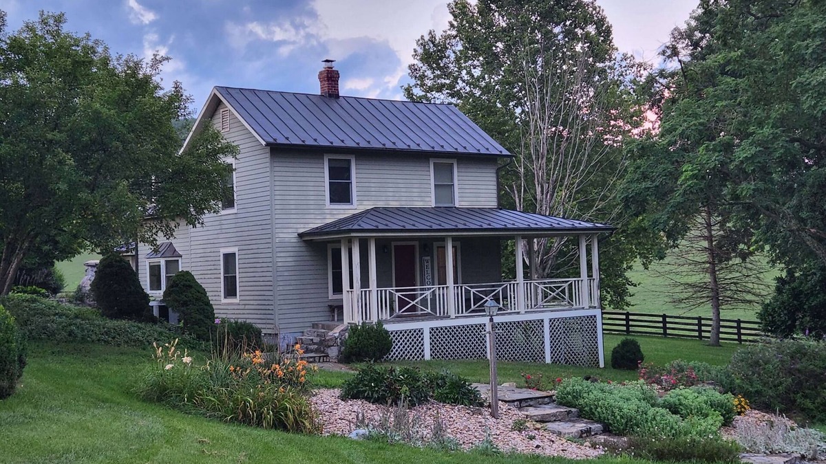 Spottswood House | The Cottage at Hidden Valley Farm