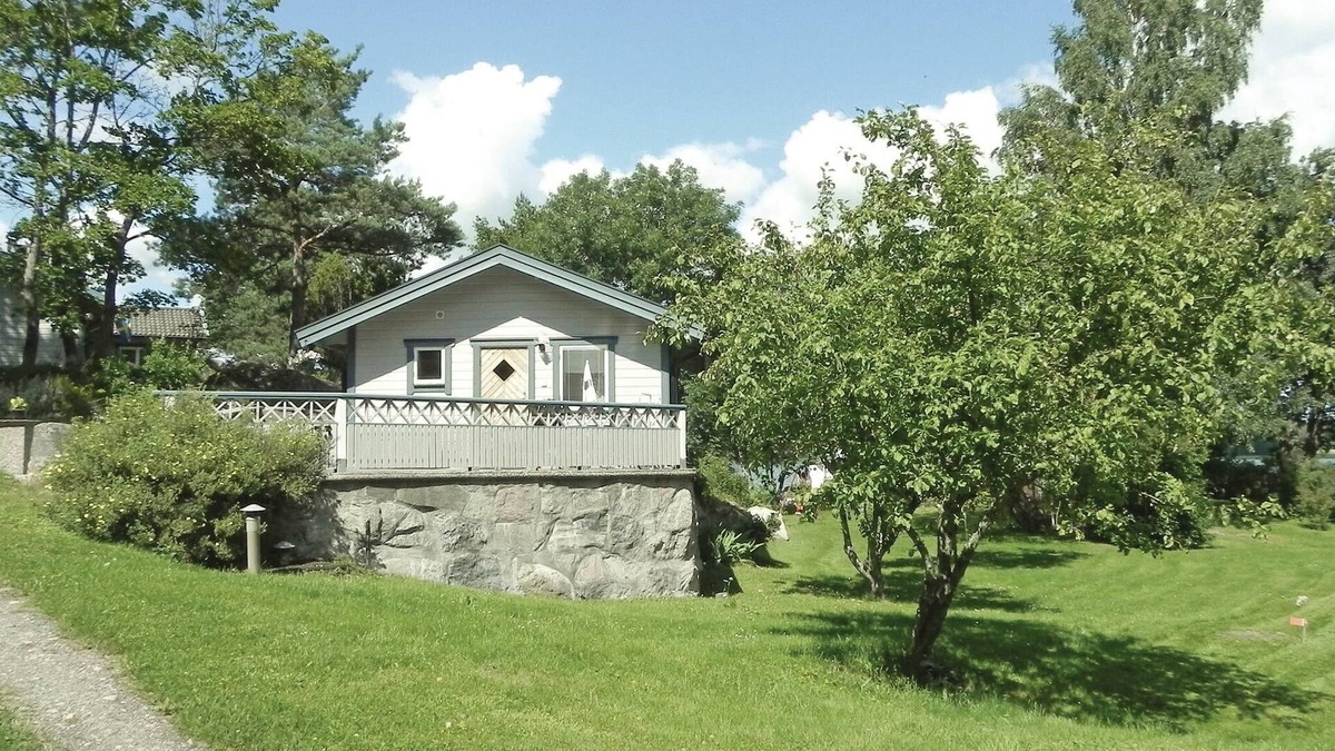 Norrtalje House | The cottage is located in Norrtäljeviken, the Stockholm archipelago.