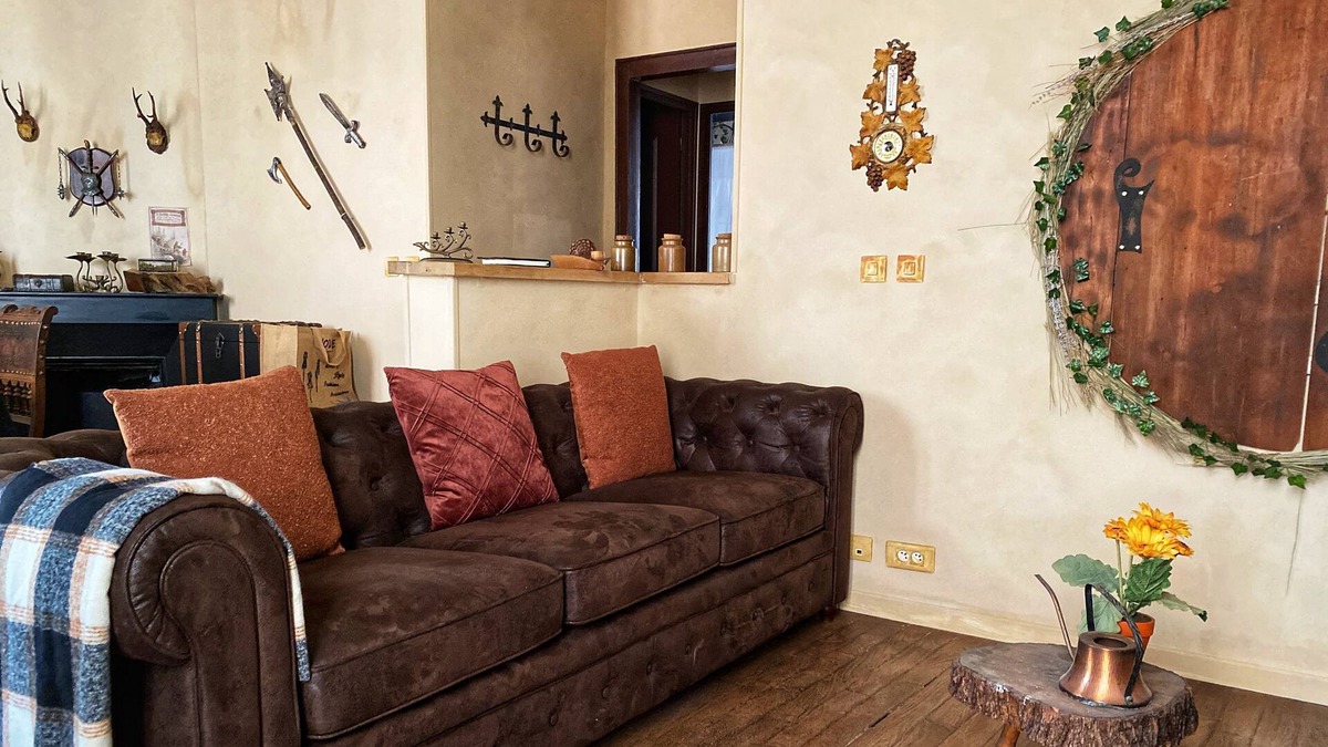 Verdun Apartment | The Cottage of the Ring
