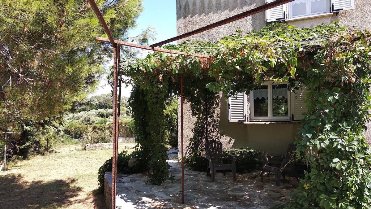 Montarnaud House | the cottage of the sheepfold