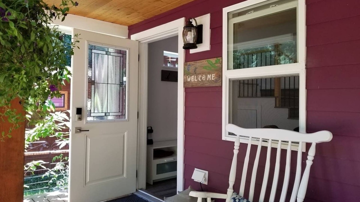 Point Roberts House | The Cottage on Claire