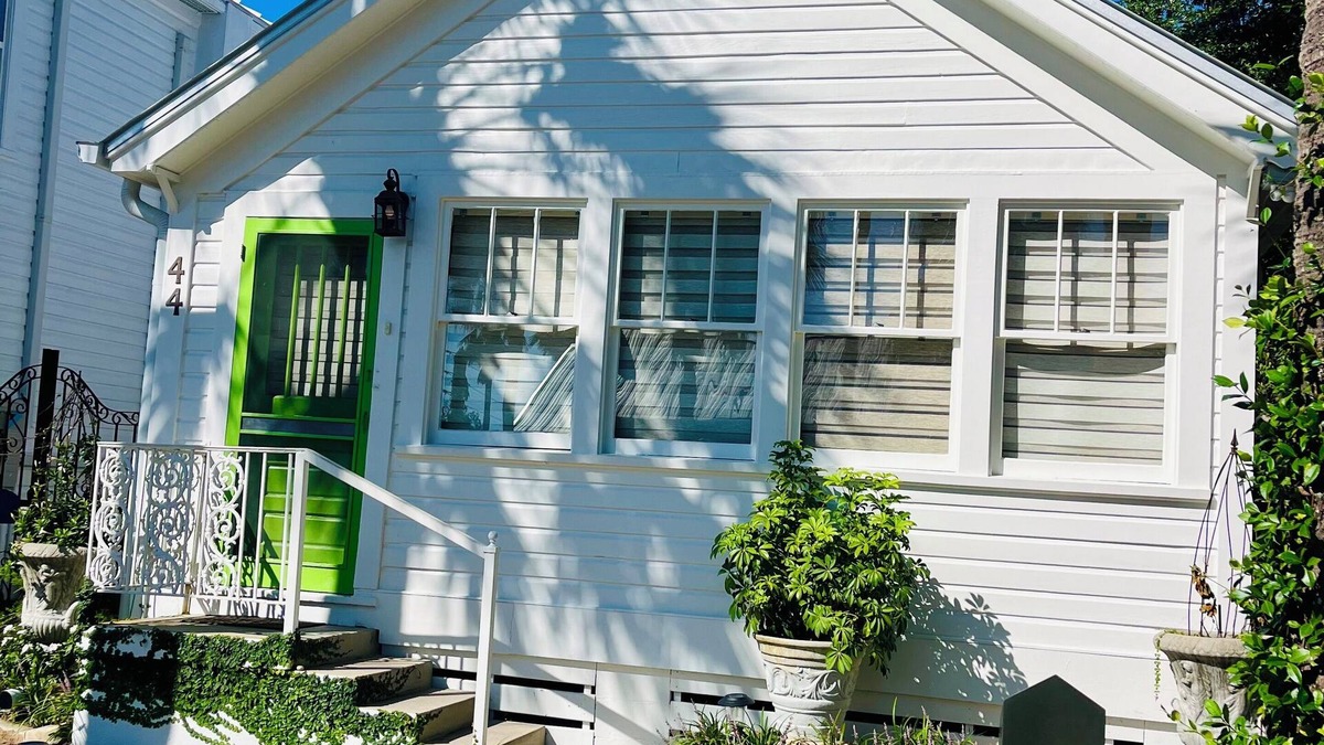 Apalachicola Cottage | The Cottage on Commerce