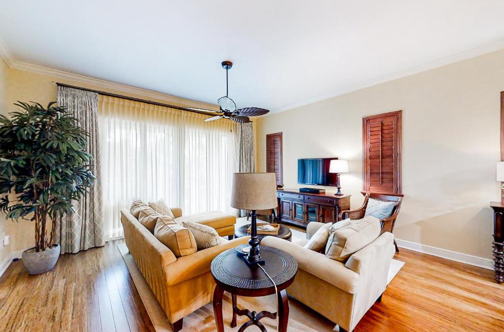 Royal Harbor Apartment | The Cottages at Naples Bay Resort