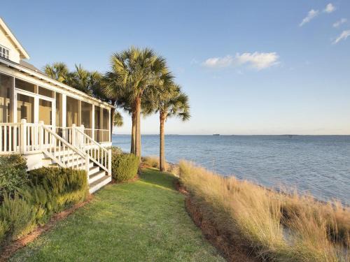 Charleston House | The Cottages on Charleston Harbor