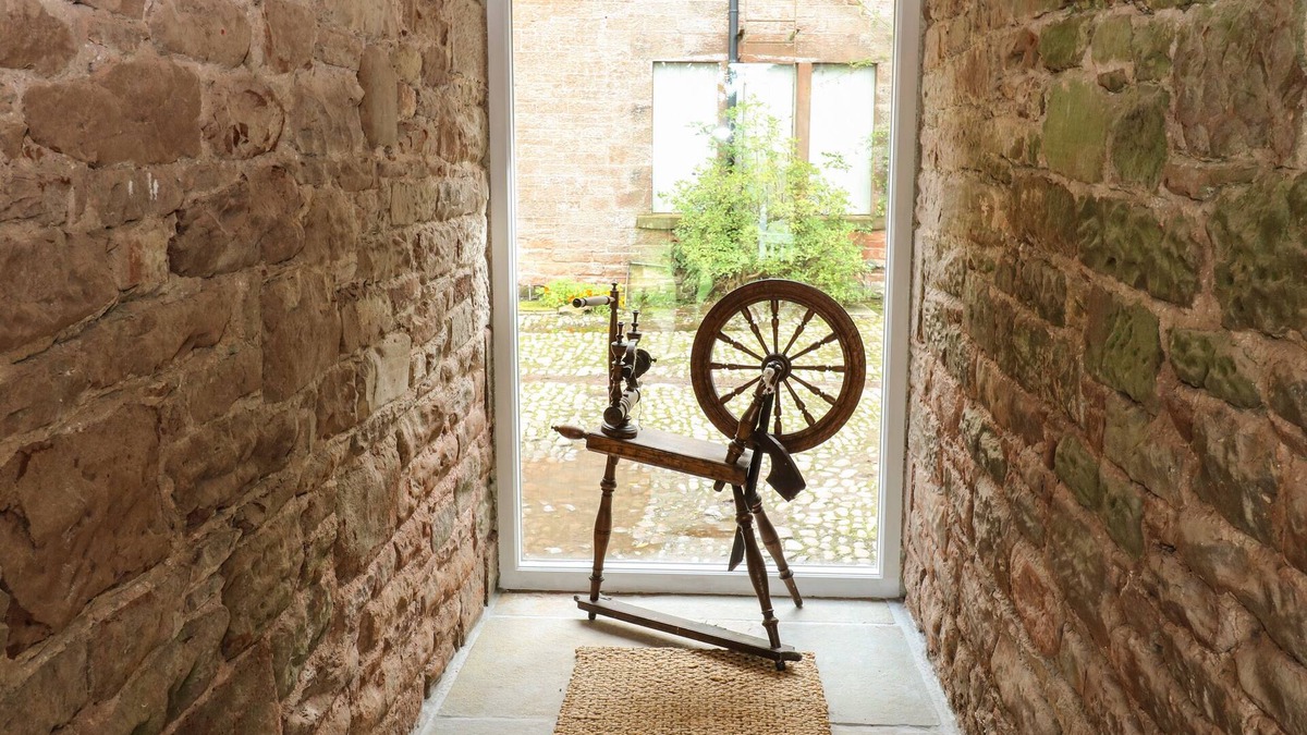 Kirklinton Cottage | The Courtyard