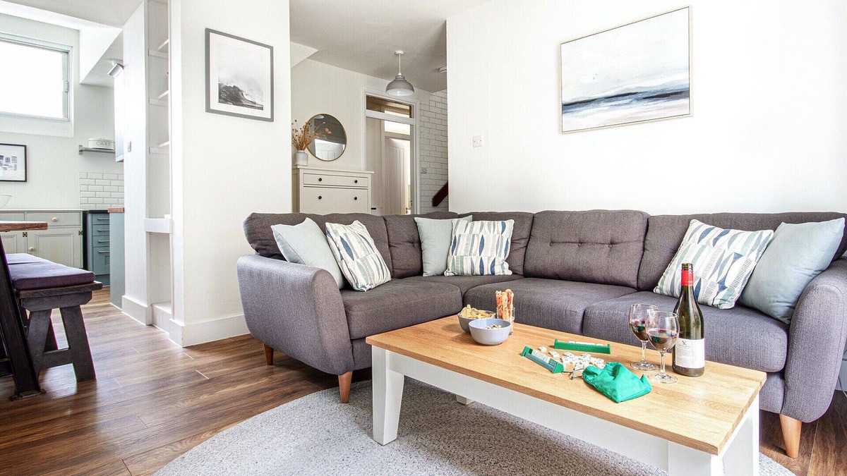 Kingsand Cottage | The Courtyard, Kingsand' small walk to the beach!
