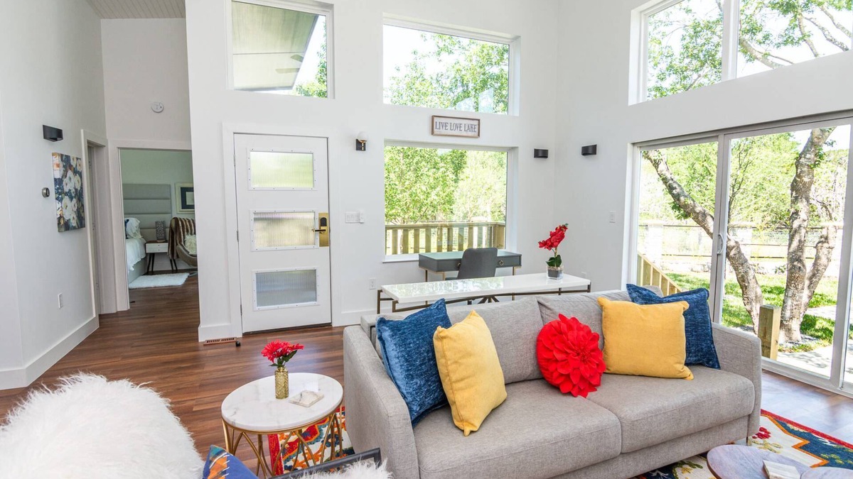 Clifton Cottage | The Cove at Whitney Unit A: Luxury Lakefront Retreat with Semi-Private Cove and Fire Pit