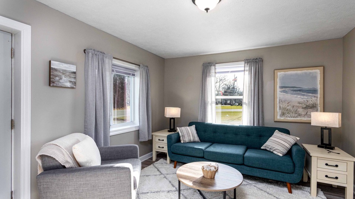 Shelbyville House | The Cove Near Gun Lake W/Hot Tub and Fire Pit