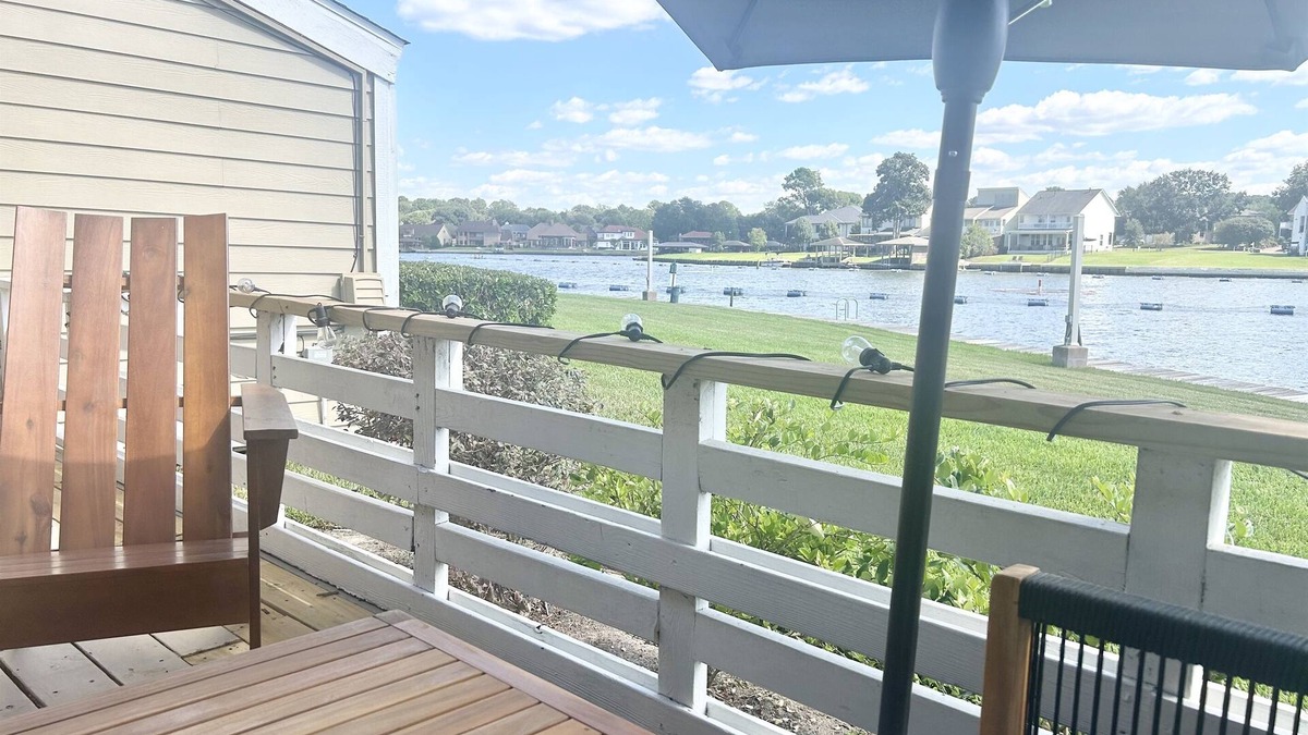 April Sound House | The Cove on Conroe Lakefront Oasis