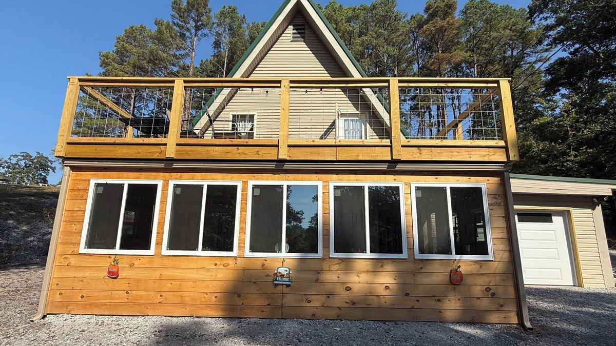 Cadiz House | The Cove Overlook
