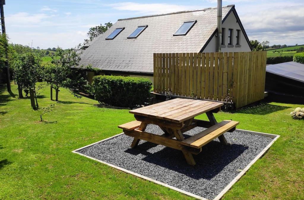 Portaferry Apartment | The Cow Hide @ Mill Burn Hollow.