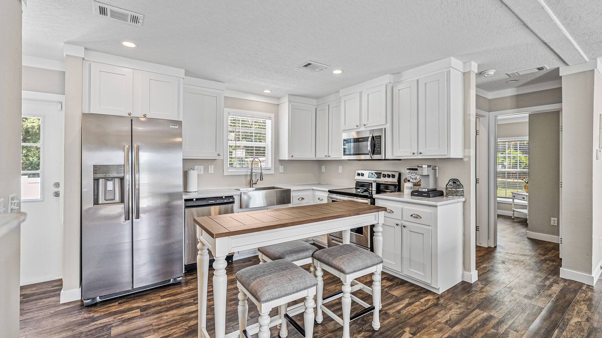 Zephyrhills West House | The Cozy Cabana