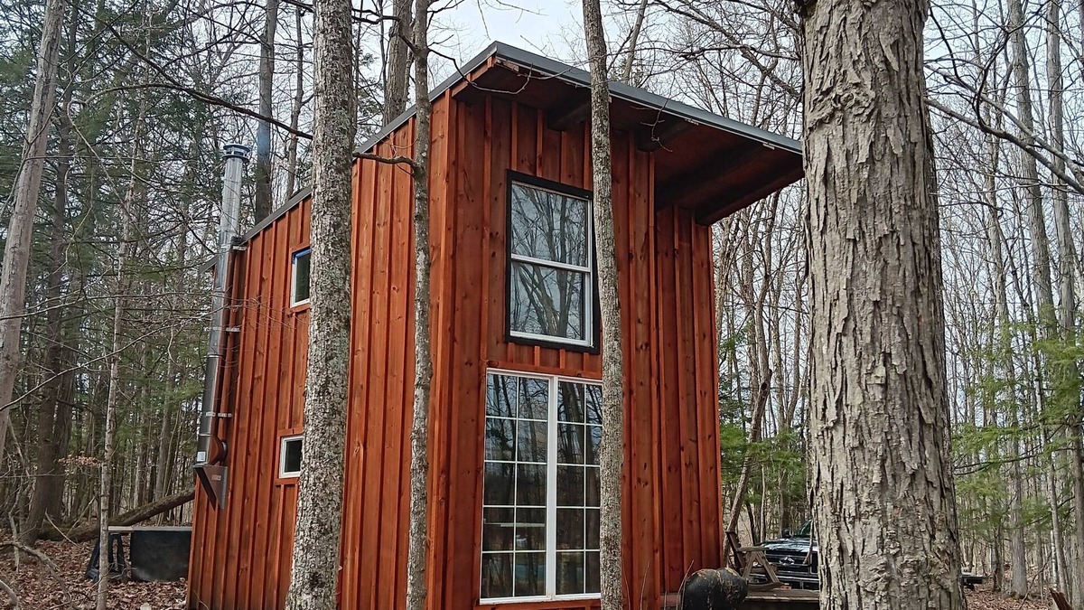 Canajoharie Cabin | The "Cozy Cabin."