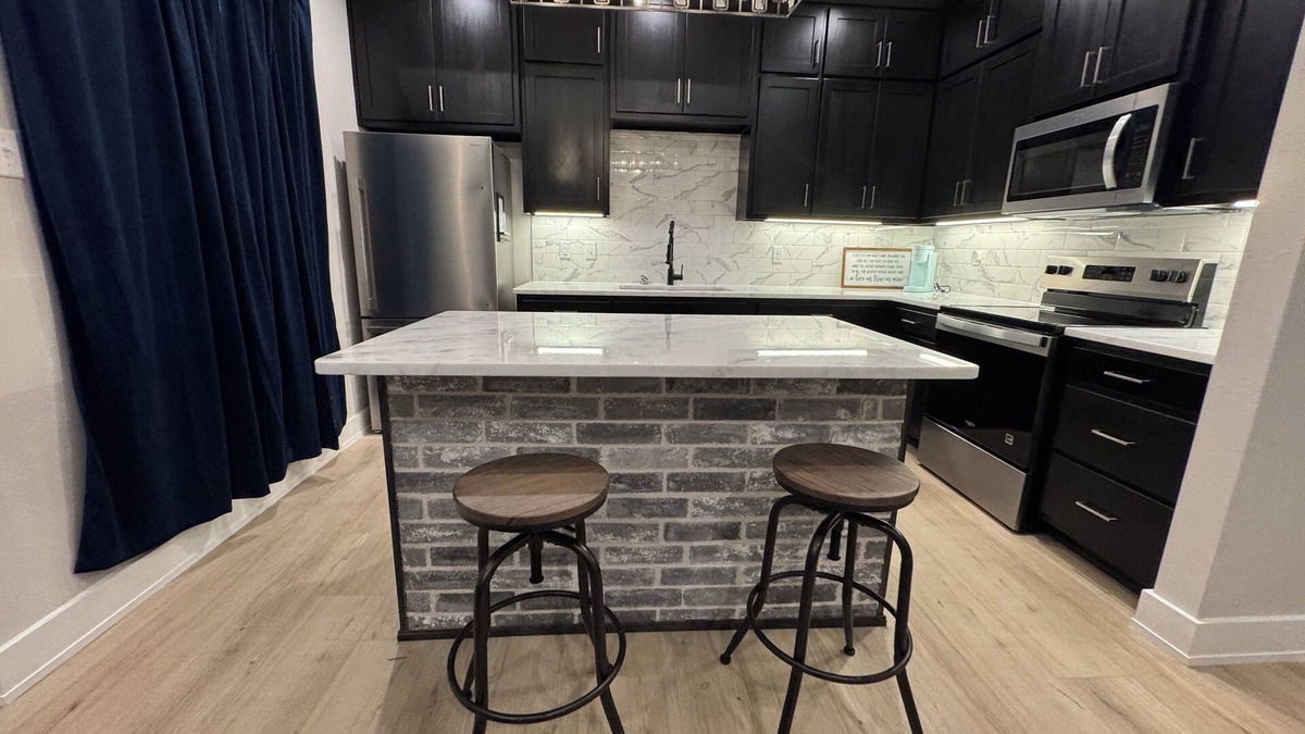 San Angelo House | The Cozy Corral is a 2-bedroom townhome close to Shannon, ASU and Goodfellow