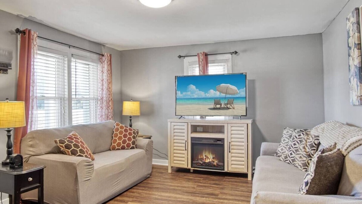 North Florence House | The Cozy Cottage of Florence!nn