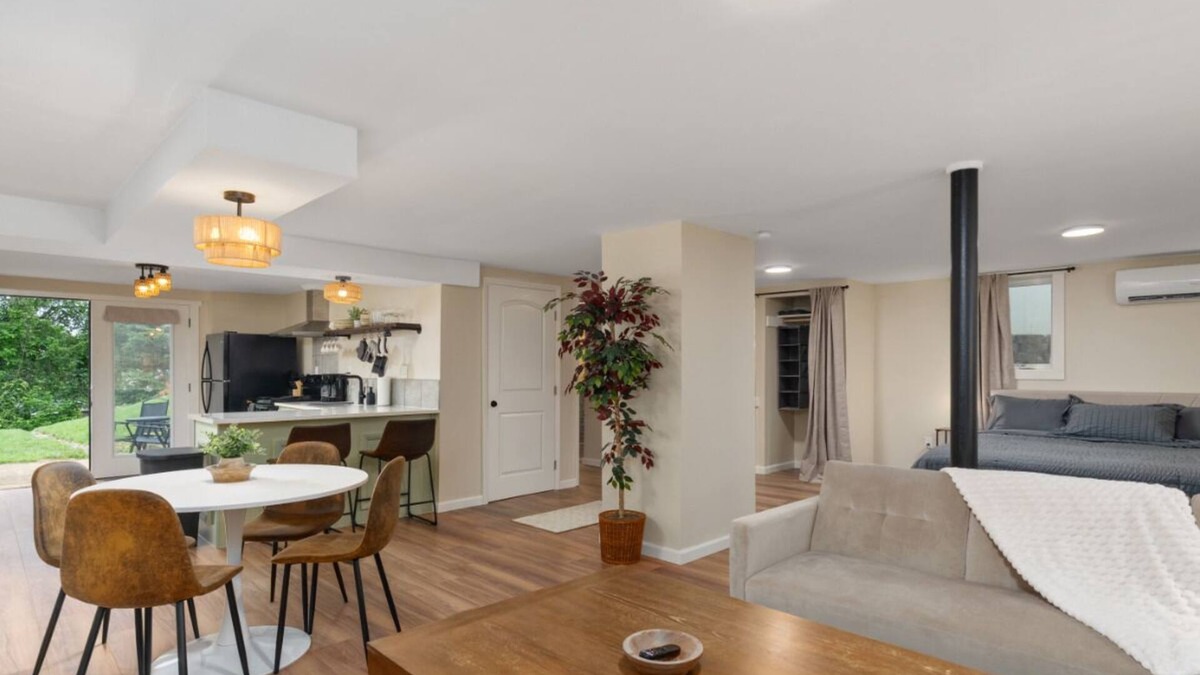Kingsport Apartment | The Cozy One | Clean 1BR 1BA Studio