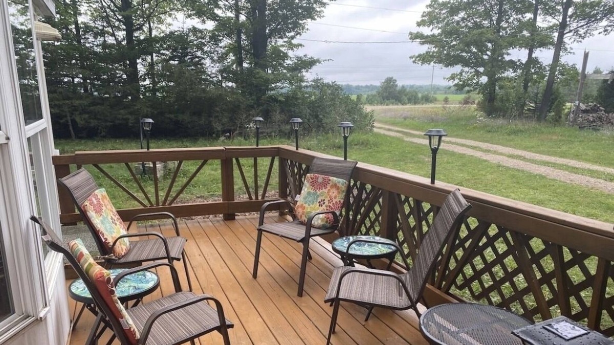 Elmira House | The Cozy Woodland Farm GetAway With Campsite and Firepit