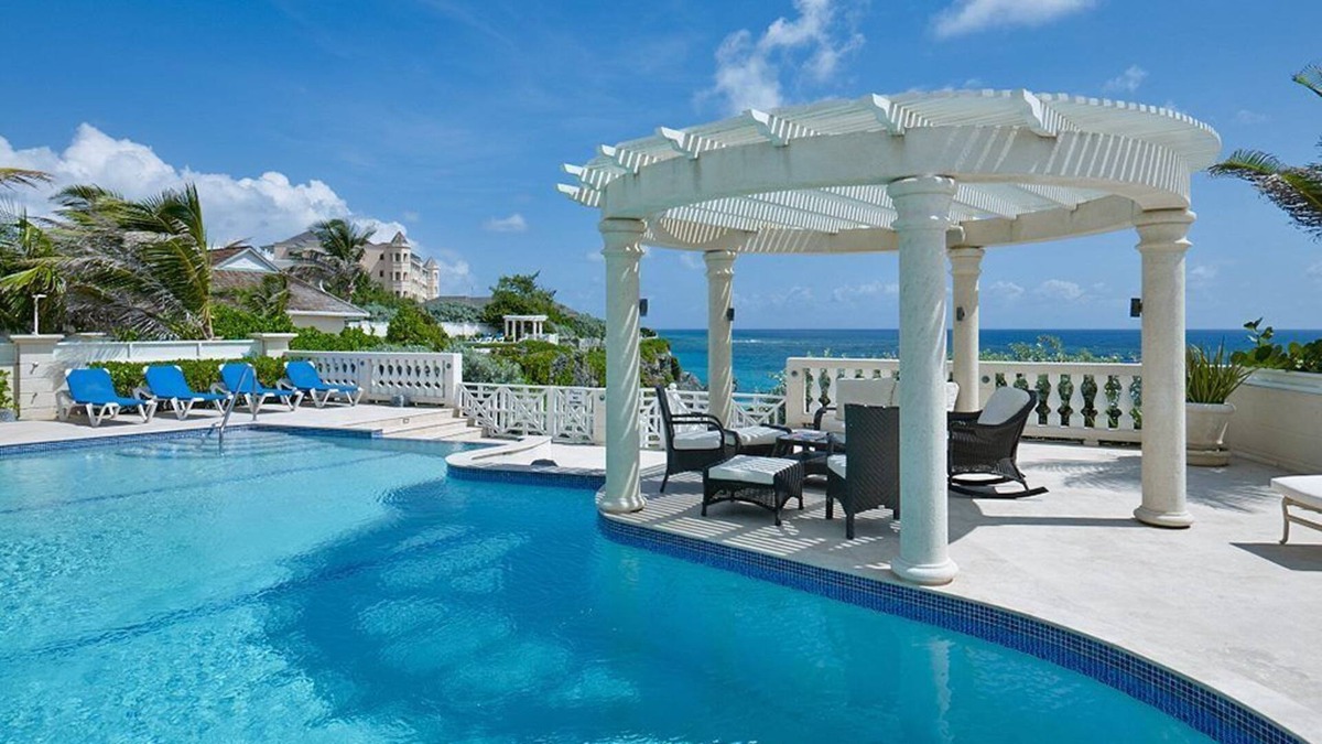 Diamond Valley Resort | The Crane Resort - Junior Suite