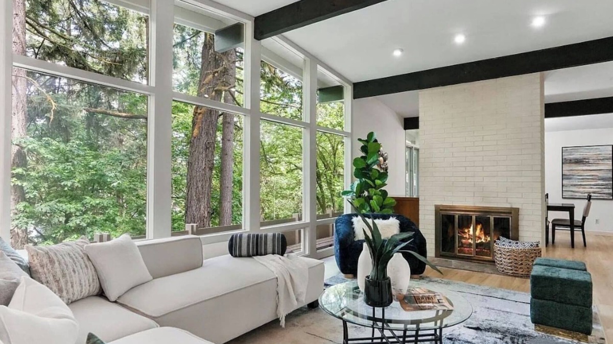 Corvallis House | The Crest House- a forested group retreat