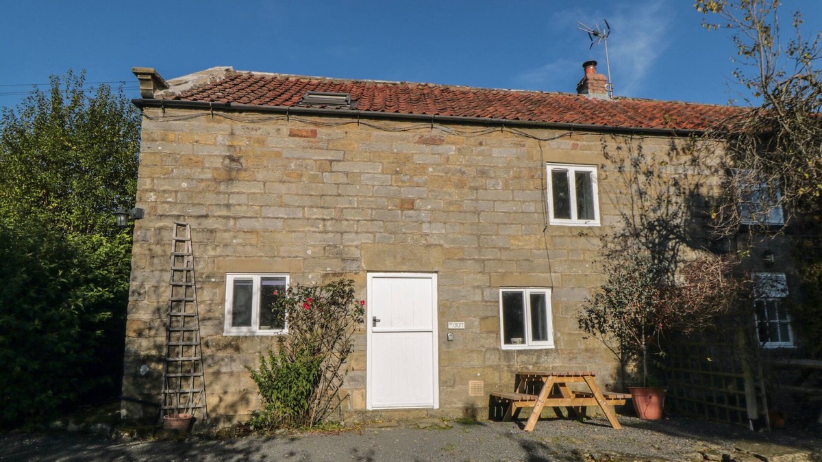 Hartoft House | THE CROFT, family friendly, character holiday cottage in Pickering