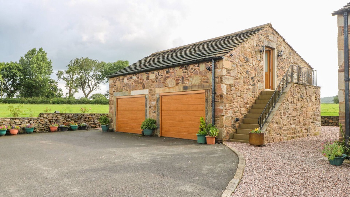 Chorley Cottage | THE CROFT, romantic, character holiday cottage in Chorley