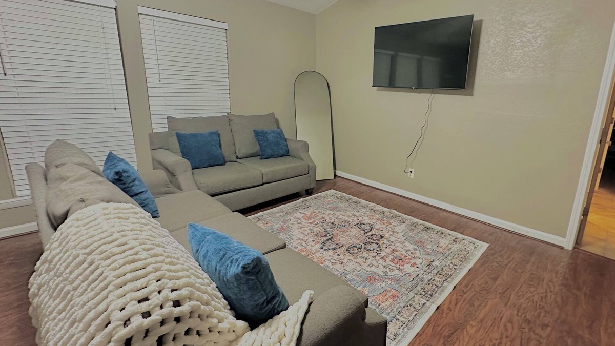 Auburn Condo | The Crossing Retreat