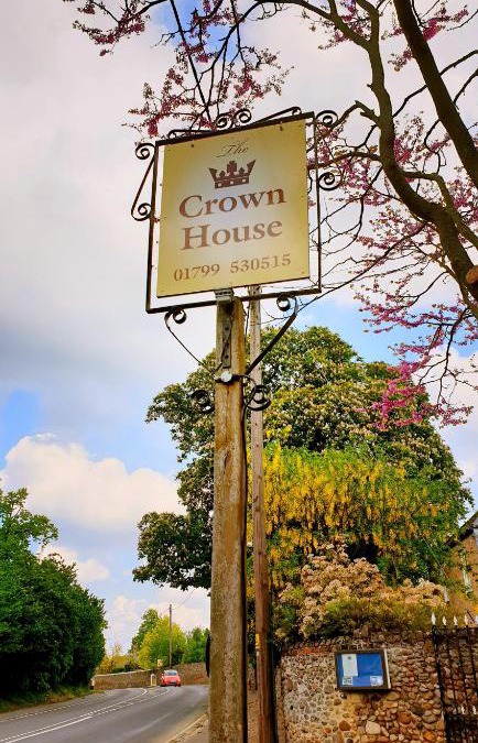 Saffron Walden Bed & Breakfast | The Crown House Inn