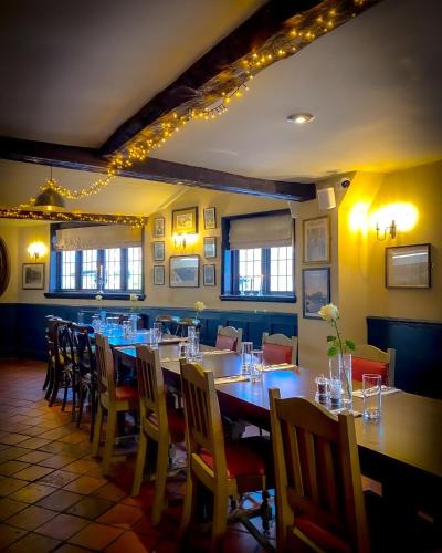 Benson Bed & Breakfast | The Crown Inn at Benson