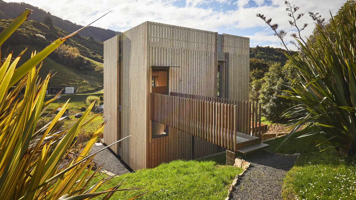 Picton House | The Cube - Picton Holiday Home