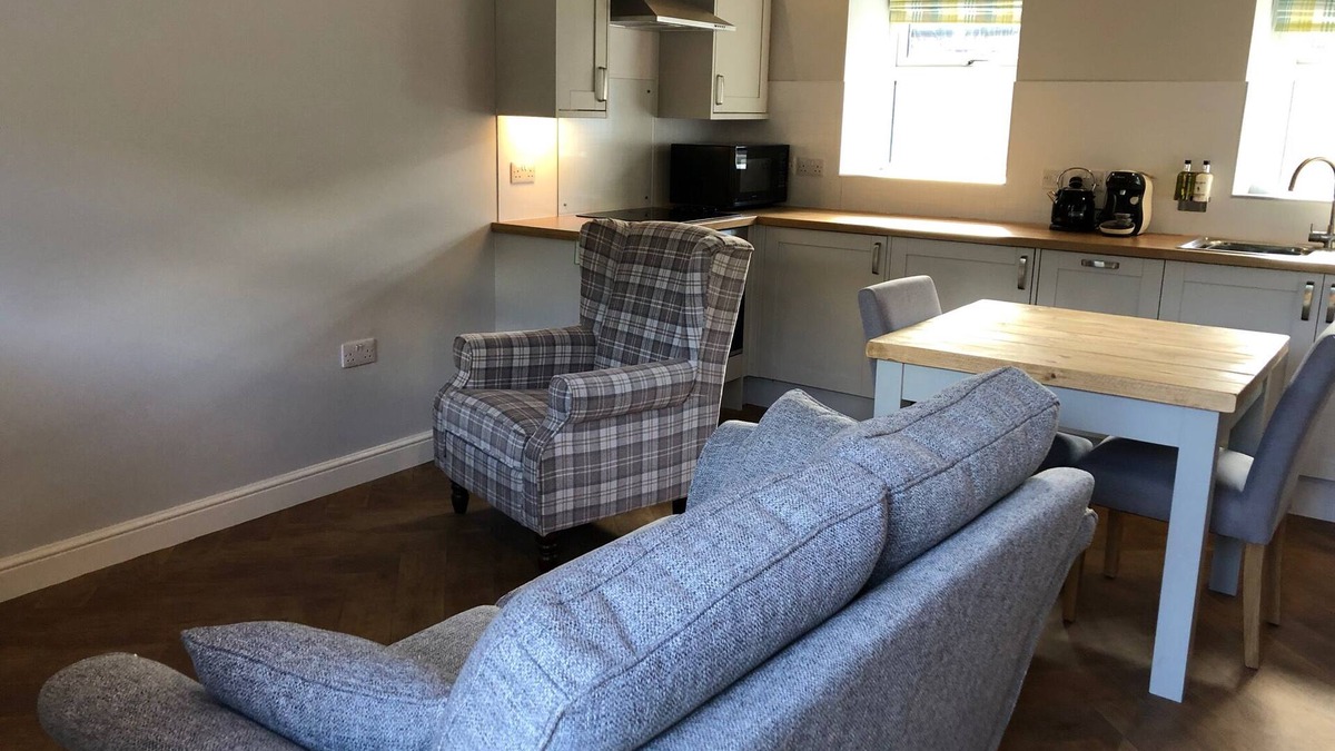 Cottingham Apartment | The Dairy, 1 bed studio, Wolds Way Holiday Cottages