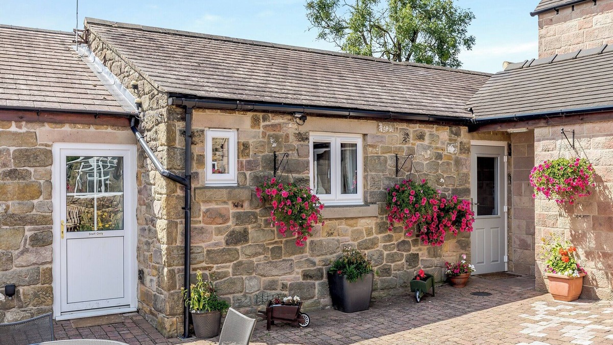 Crich Cottage | The Dairy at Crich Lane Farm