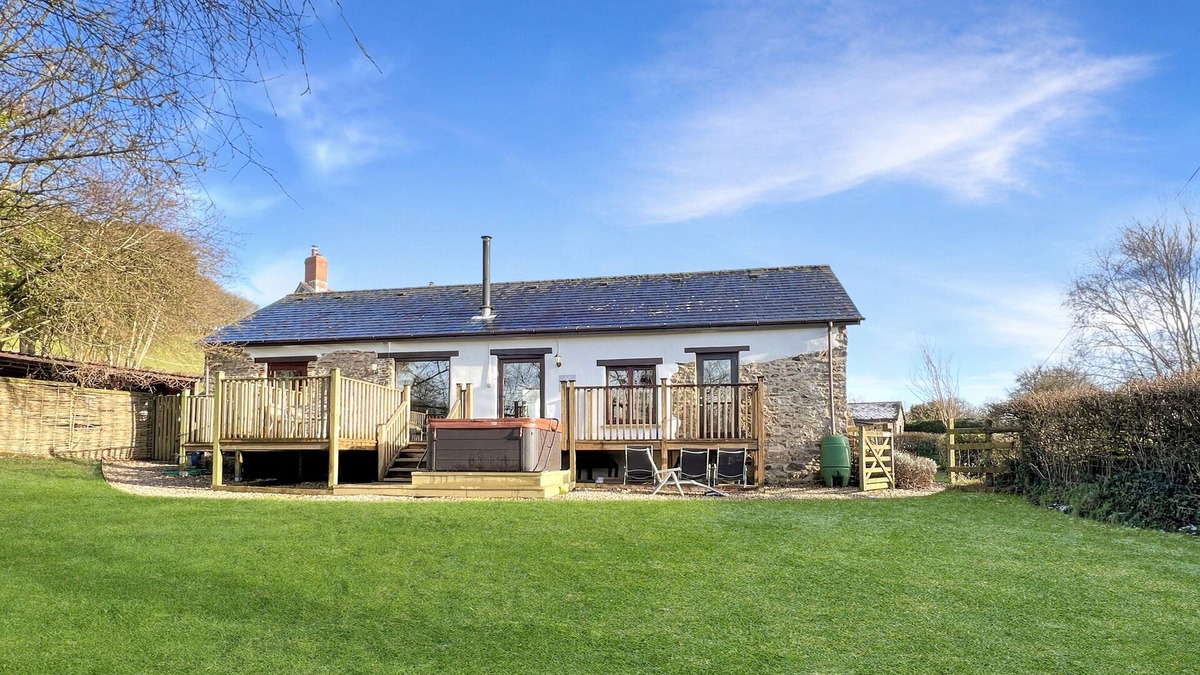 Chipstable Cottage | The Dairy, Waterrow, Nr Wivelsicombe
