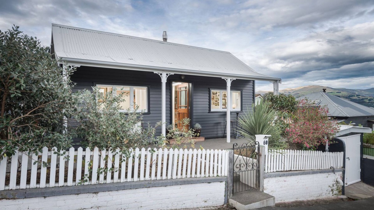 Lyttelton House | The Daughter's Anchorage - Lyttelton