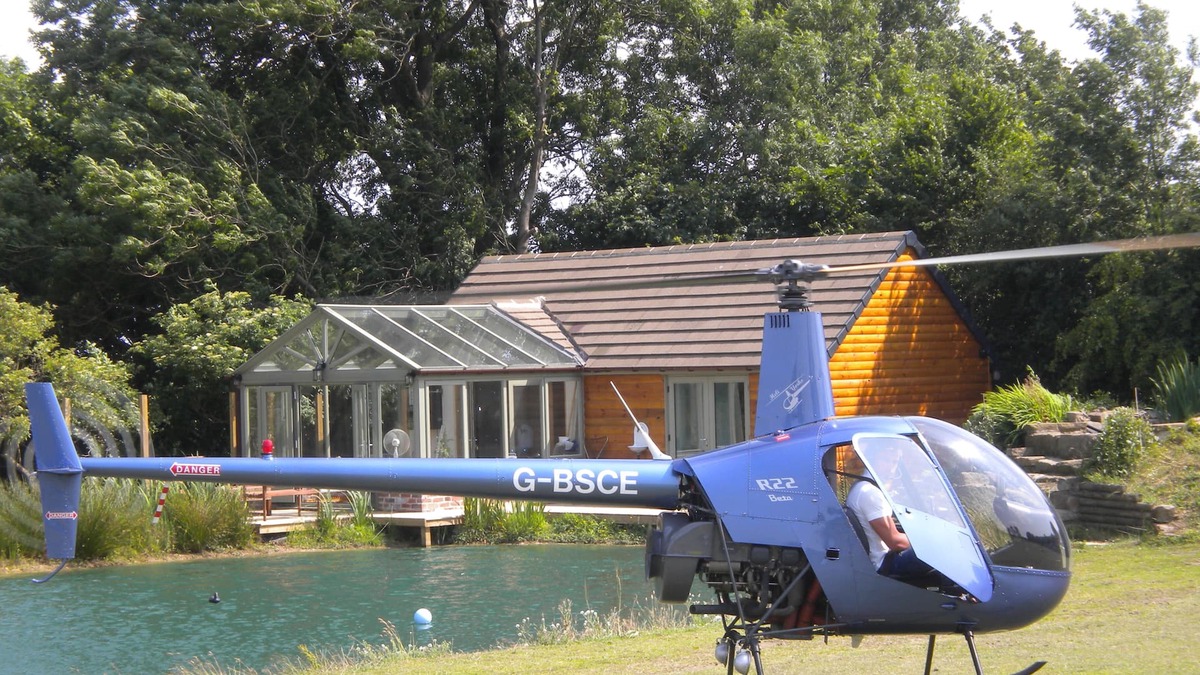 Mosborough Cabin | The Derbyshire Boathouse , a secluded lakeside log cabin private fly fishing