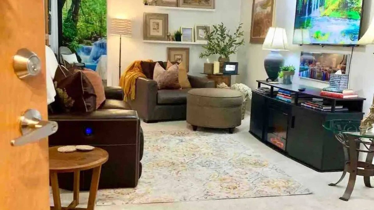 Delaware Apartment | The Delaware Spot 2 S