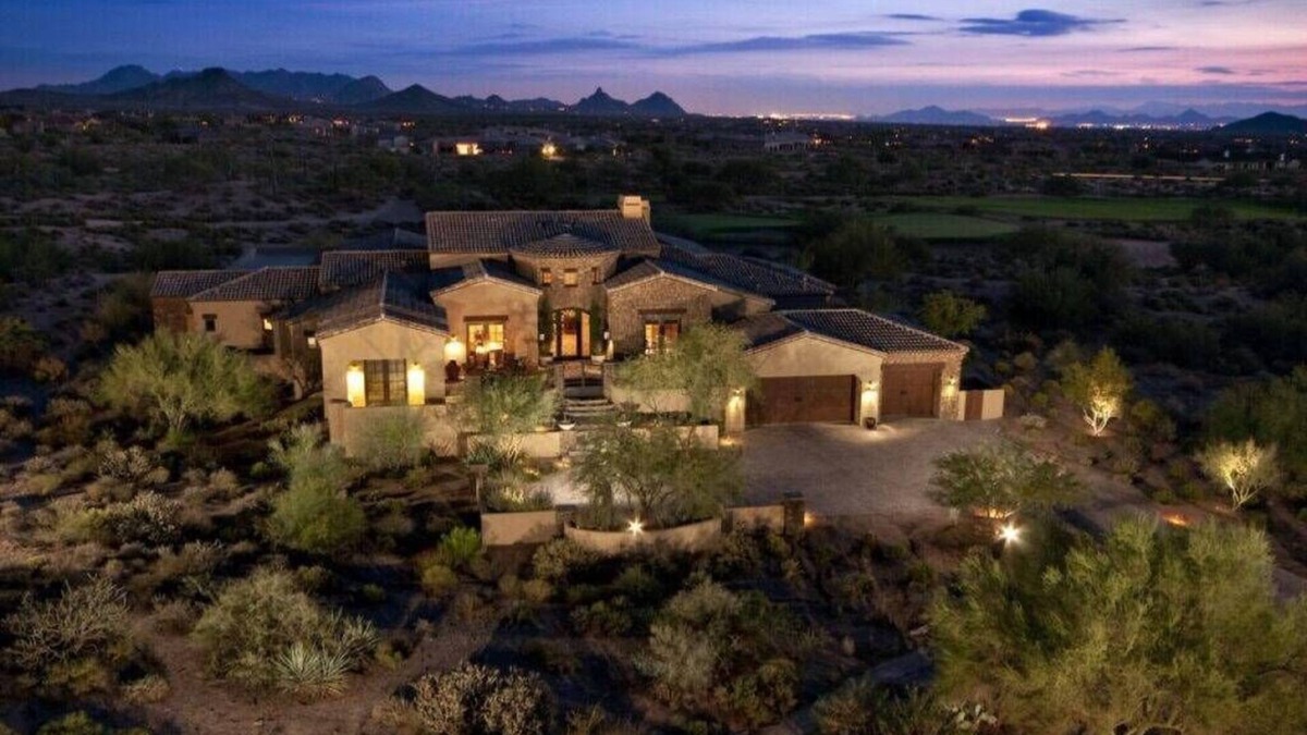 Mirabel Village Villa | “The Desert Mountain Villa” luxury 5-Star Estate in N Scottsdale SpaCold Plunge