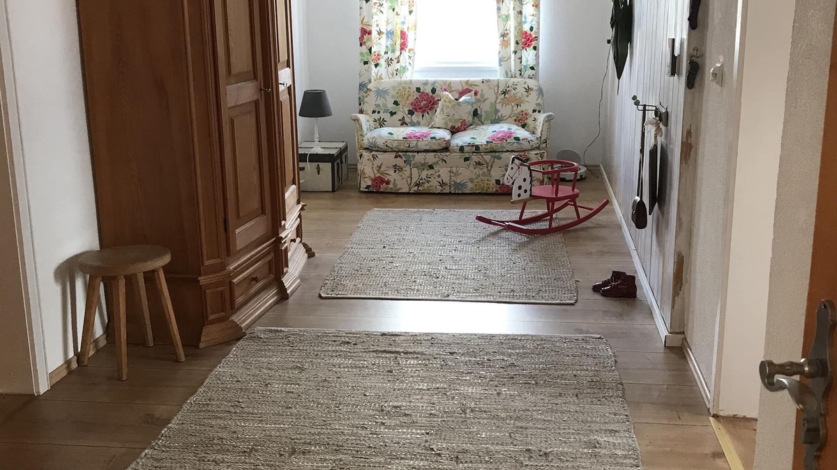 Gruenenbach Apartment | "The Dirndl Queen" apartment in the Allgäu for 7 guests 110sqm
