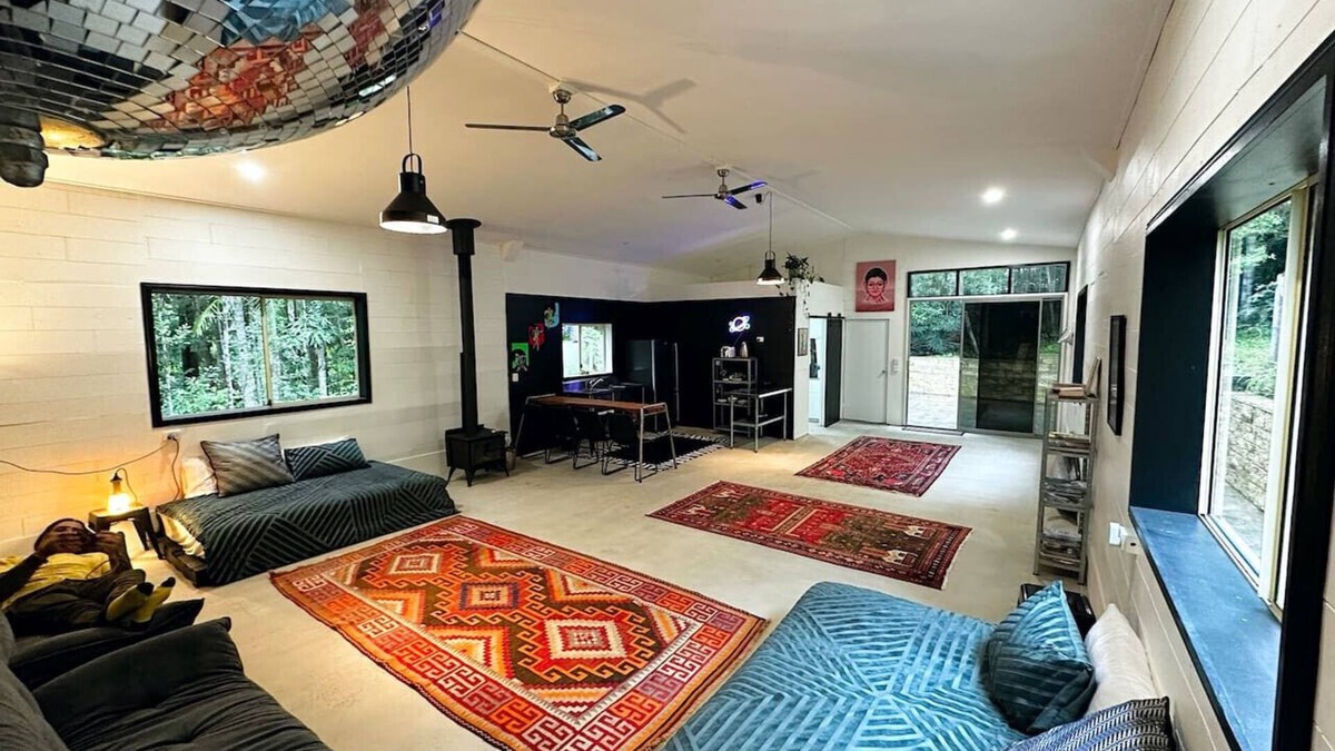 Gleniffer House | The Disco Studio - Unique Artist Escape with Swimming Hole