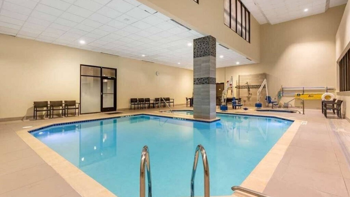 West End Hotel | The District, a Hilton Club - One Bedroom Standard