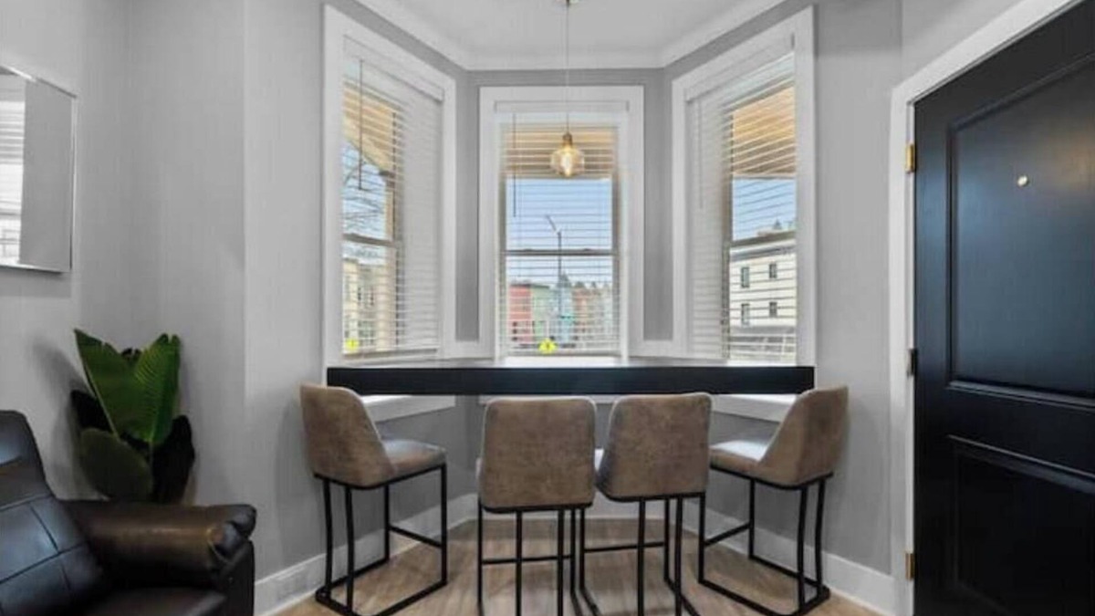 Kingman Park Apartment | The District Dwelling+New Renovation, 3 Bedroom
