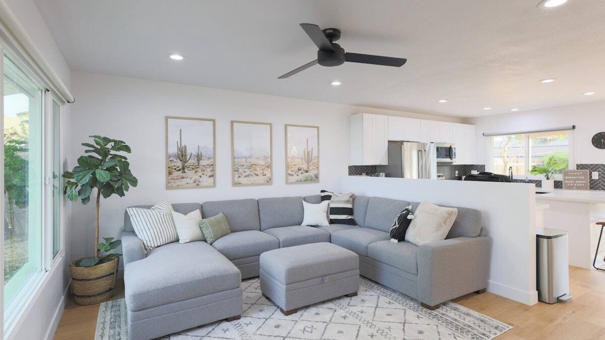 Mesa Grande House | The Dixon House · Nicest Private Home Neighboring The Cubs Stadium.